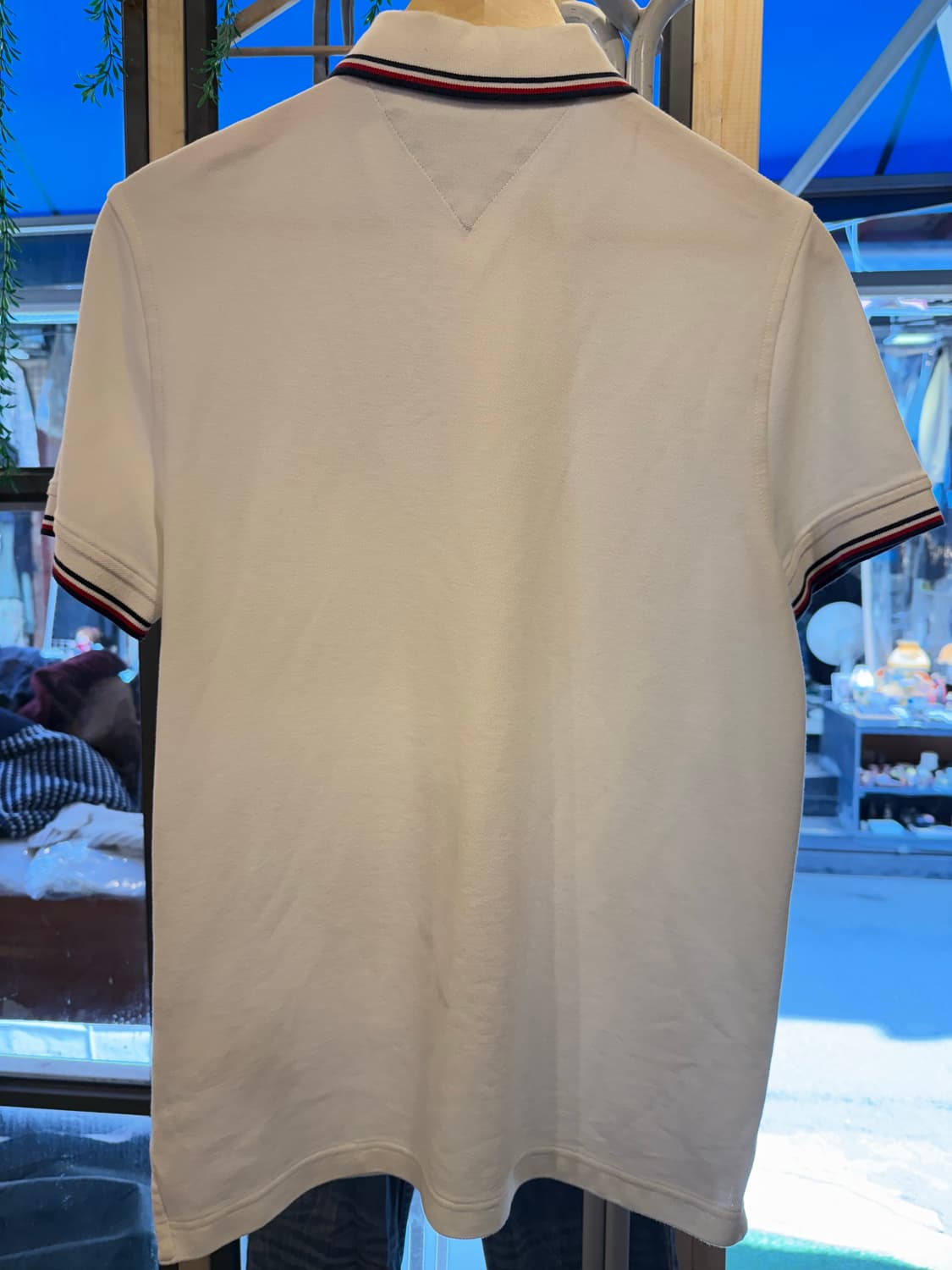 타미힐피거 화이트 반팔 카라티 상품이미지4