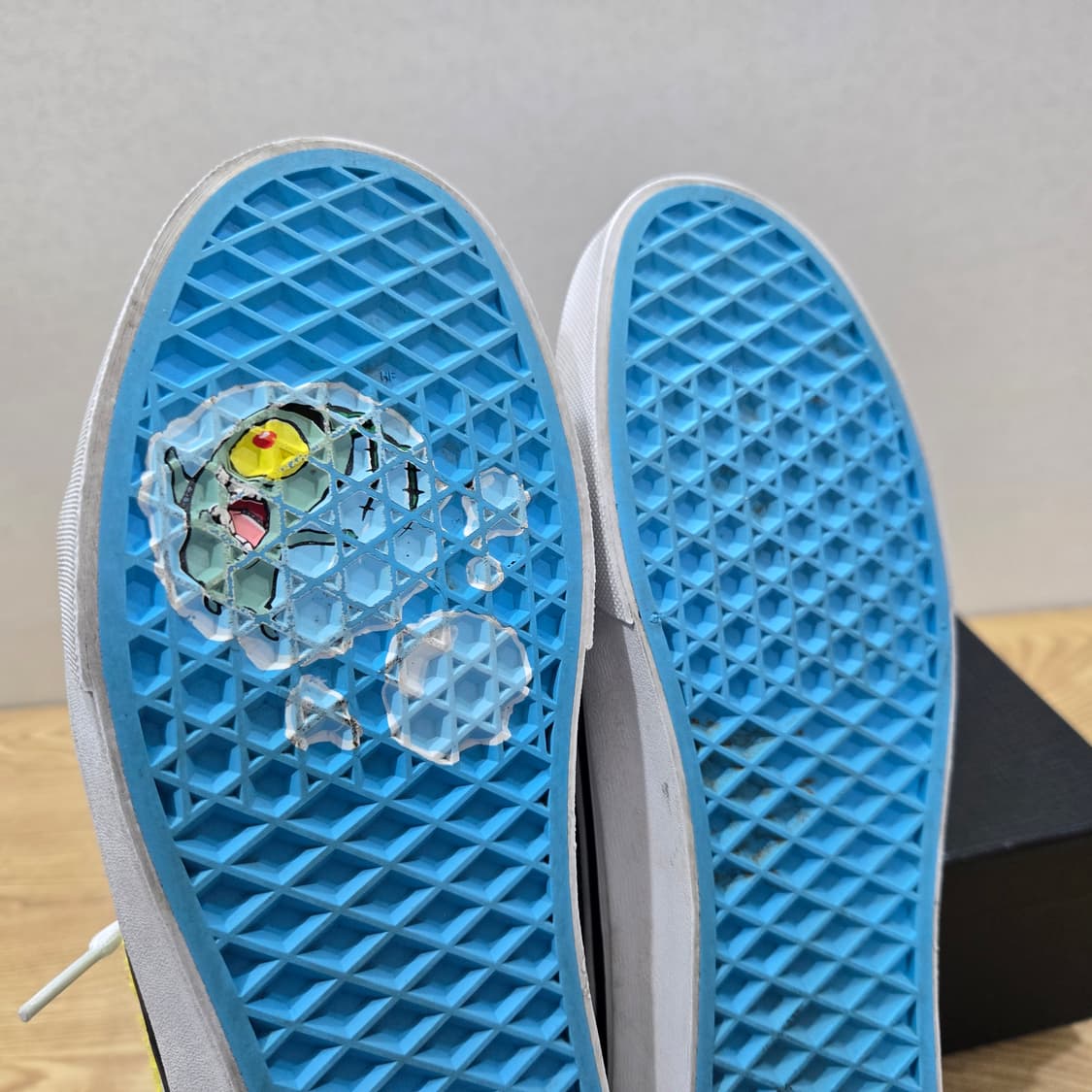 240 반스 올드스쿨 x 스펀지밥  상품이미지7