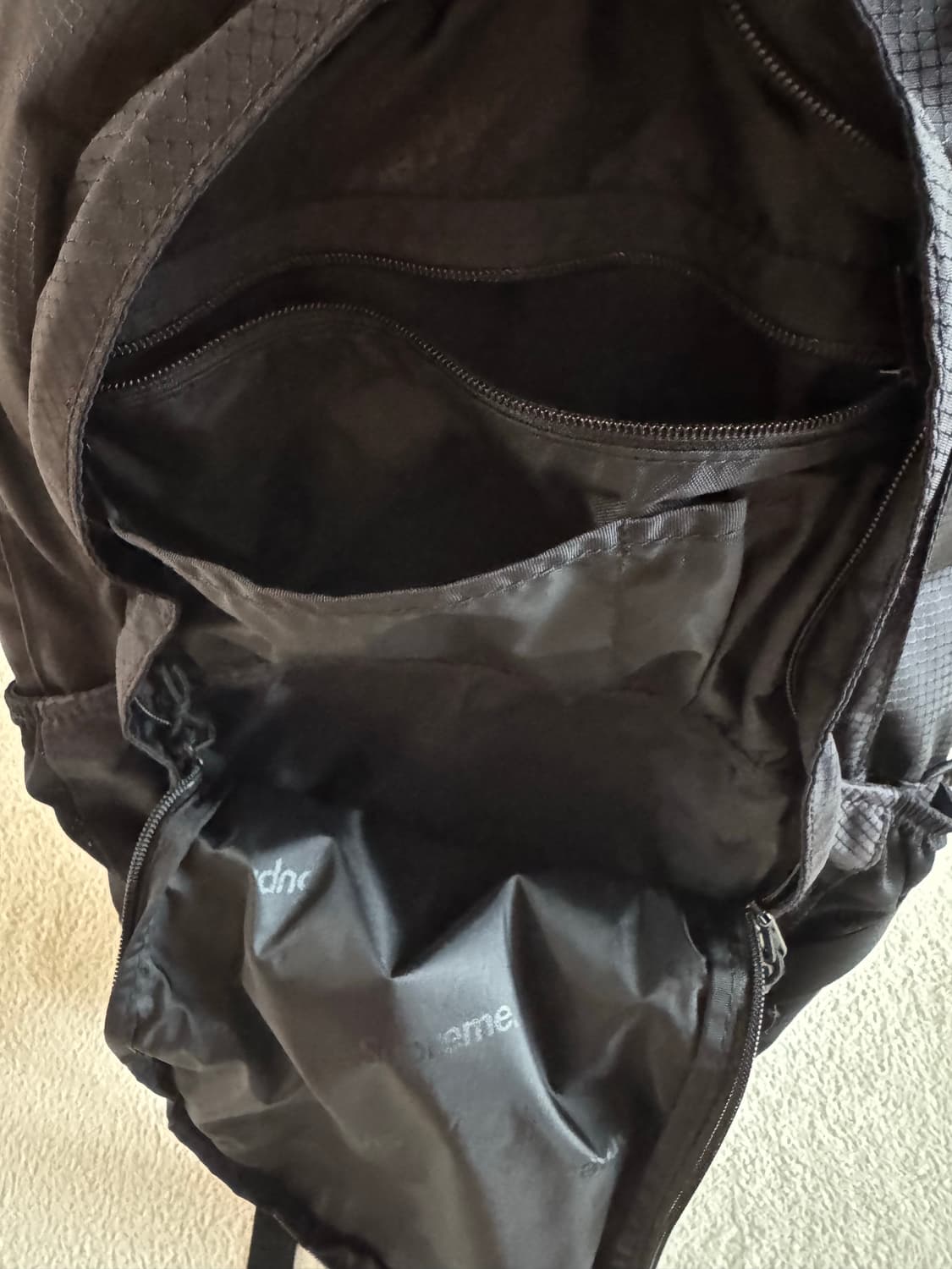 슈프림 백팩 블랙 22SS 상품이미지7