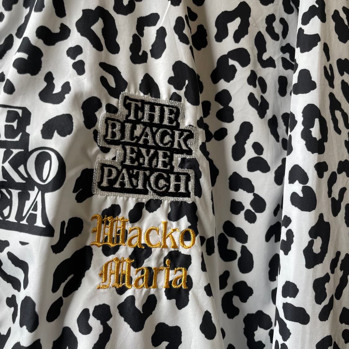 와코마리아 x 블랙아이패치 트랙자켓 상품이미지5