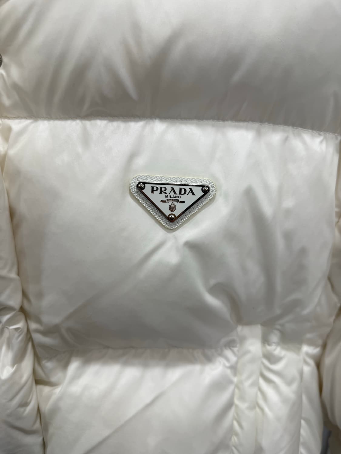 프라다 컨버터블 숏패딩 40사이즈 상품이미지2