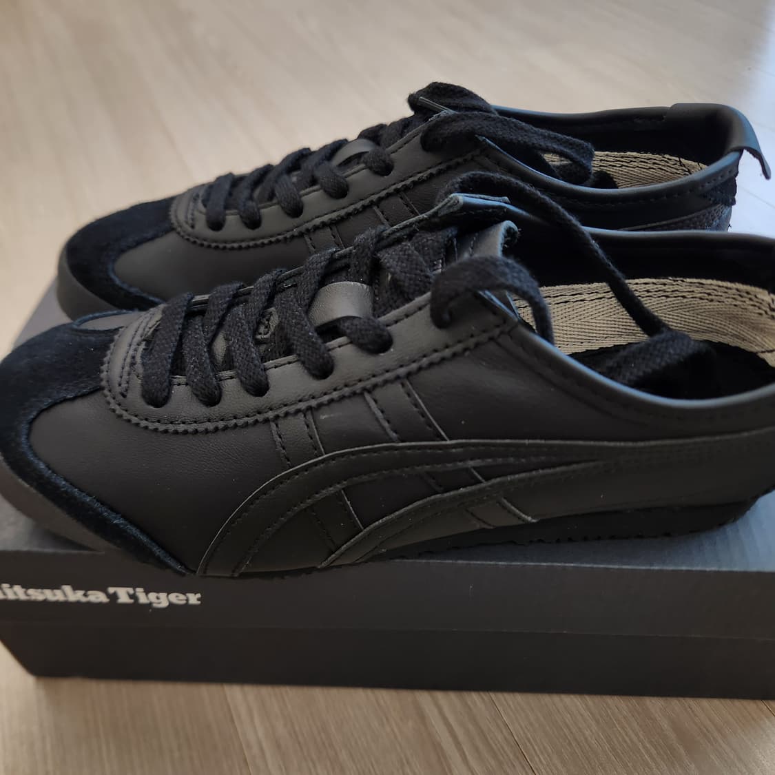 오니츠카타이거 멕시코 올블랙 230 상품이미지1