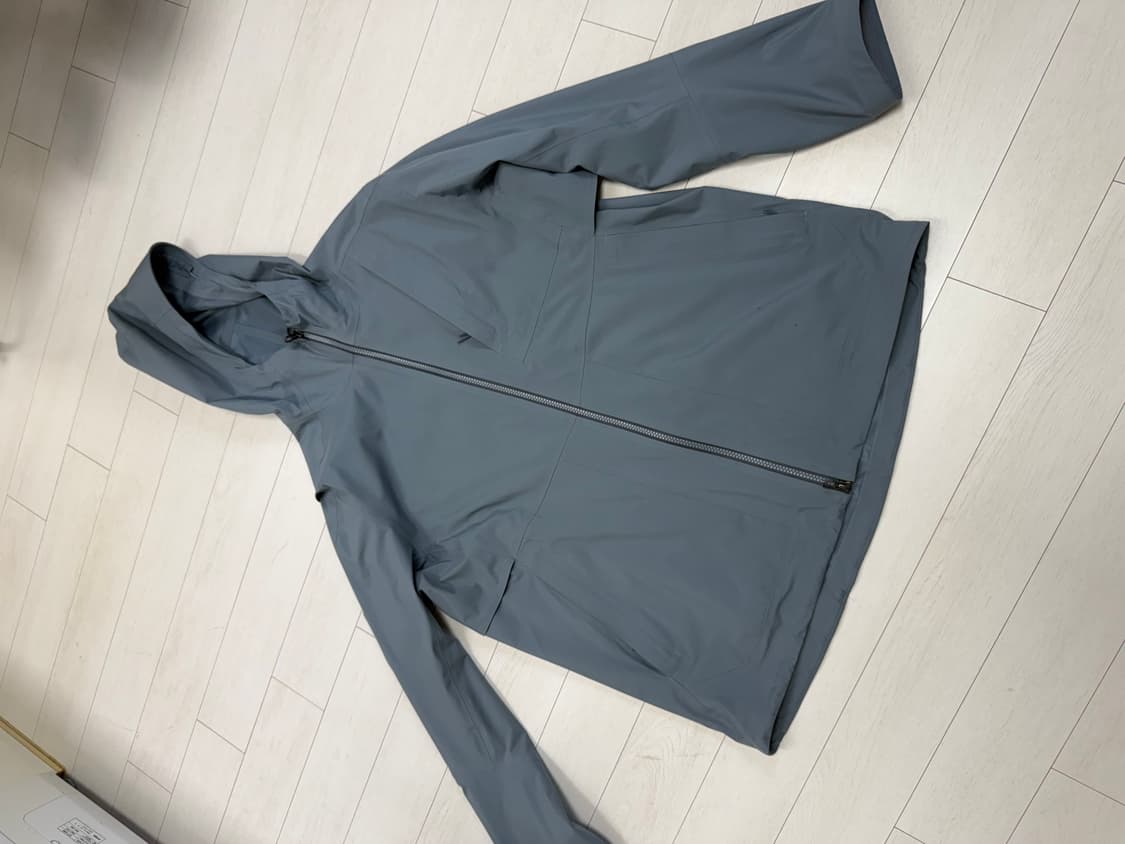 룰루레몬 바람막이 방수 방풍 M 사이즈  상품이미지1