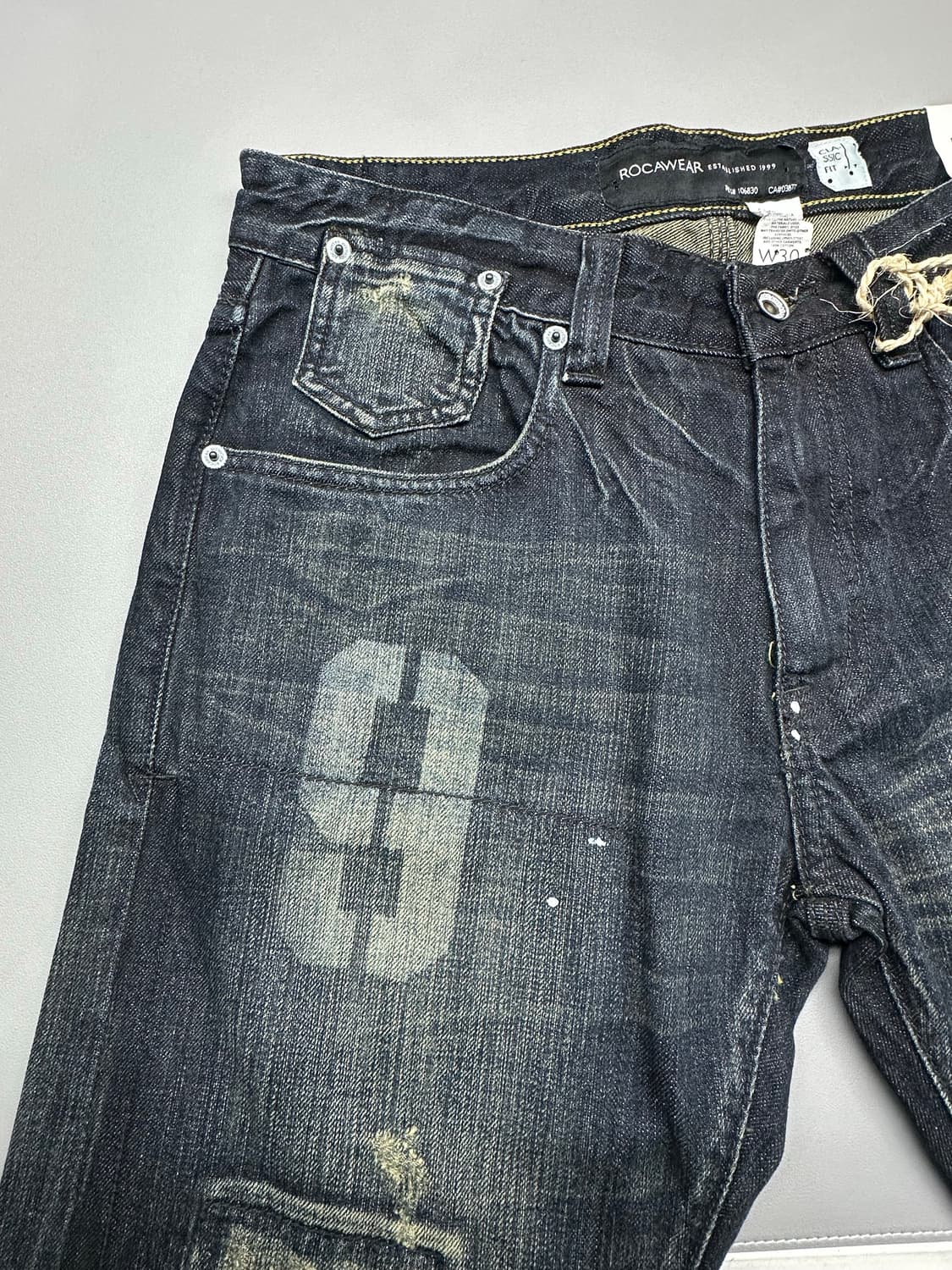 ROCAWEAR 프린팅 데미지 워싱진 상품이미지2