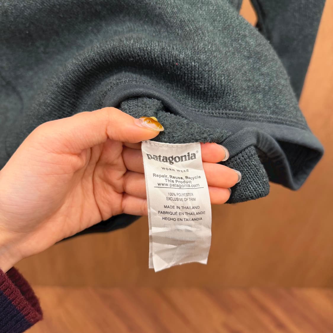 파타고니아 클래식 하이넥 하프 집업 플리스 풀오버 로고 패치 디테일 그린 상품이미지7