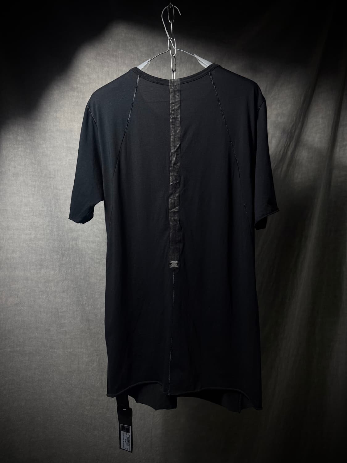 ISAAC SELLAM “BACK STRAP” Jersey T-Shirt 상품이미지1