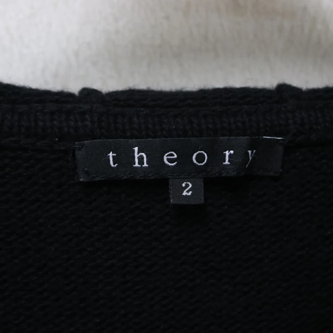 띠어리 캐시미어 울 혼방 떡볶이 버클 가디건 61522 상품이미지7