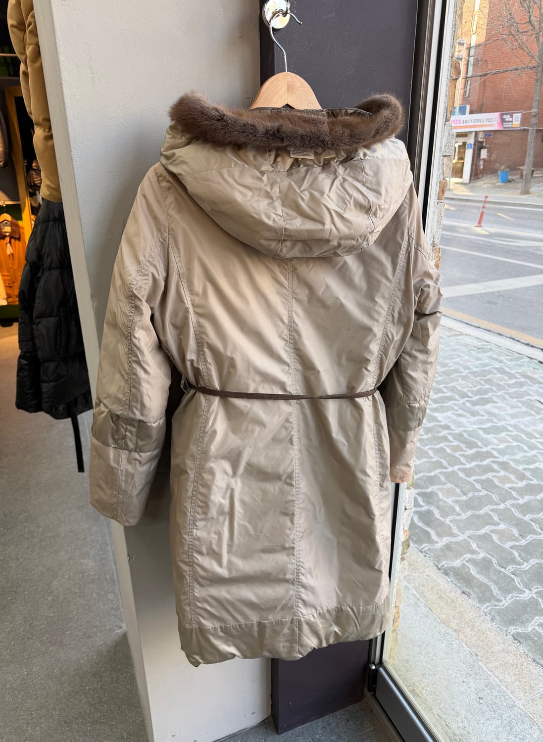 IT44/ 막스마라 리버시블 구스다운 벨티드 패딩 점퍼 상품이미지9