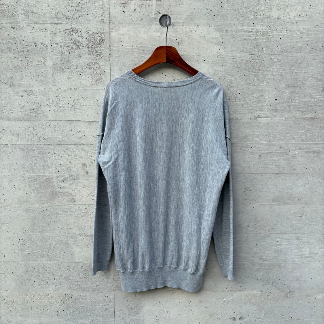 DKNY 그레이 스플릿 햄라인 니트 스웨터 상품이미지6