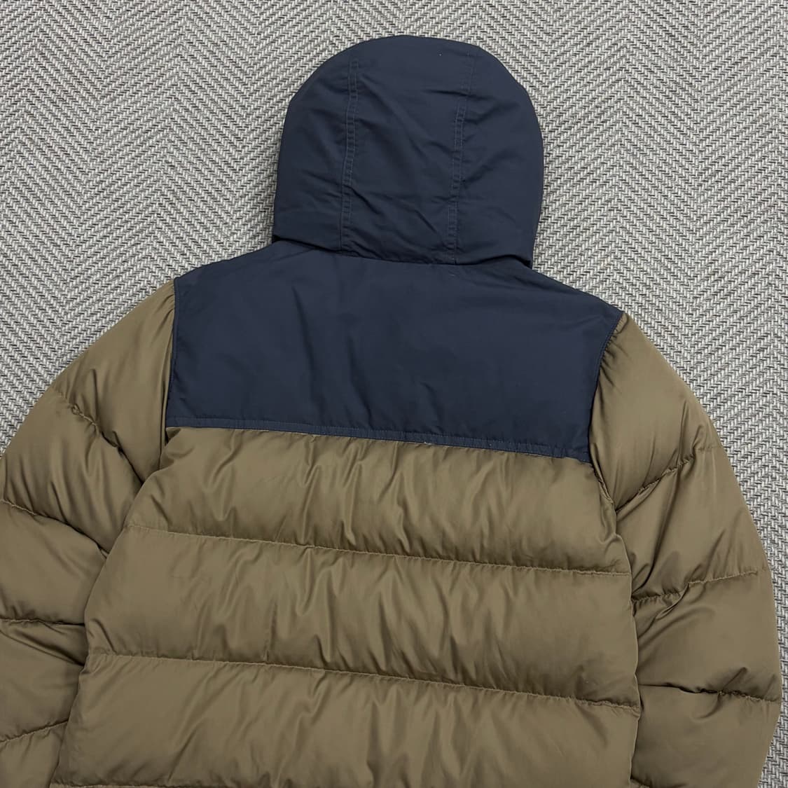 파타고니아 배색 베이직 패딩 v1590  상품이미지4