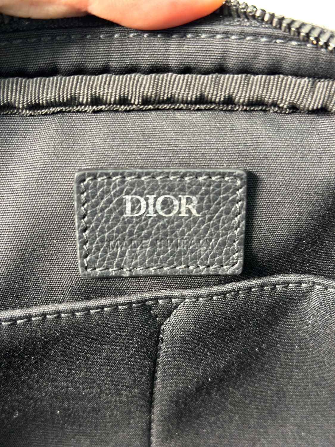 디올 오블리크 토일레트리 블랙 돕키트  상품이미지6