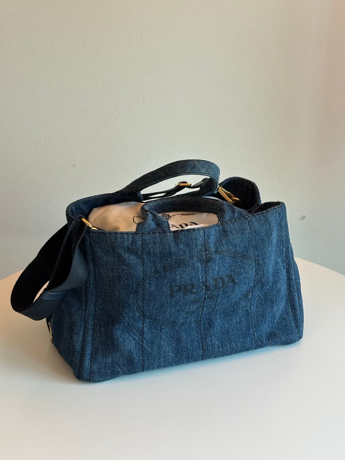 프라다 데님 토트백 / 워런티카드, 더스트백 O 상품이미지2