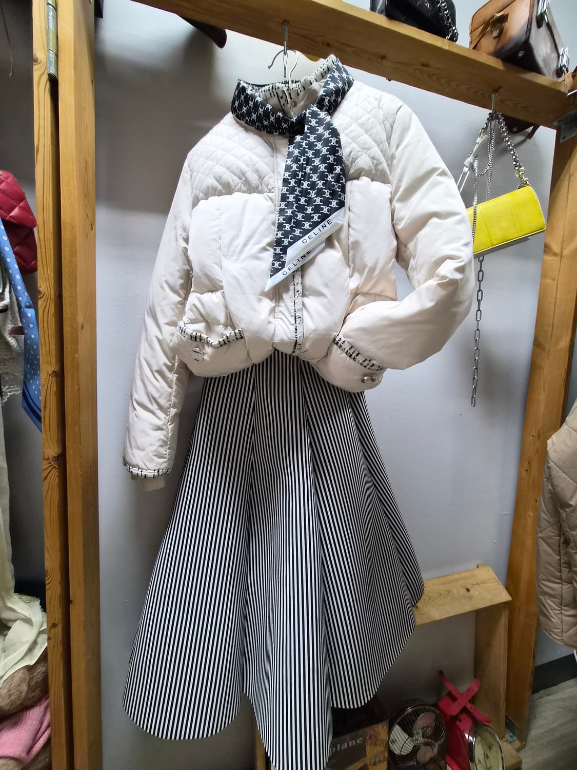 레노마 트위드트리밍 구스숏패딩 상품이미지1