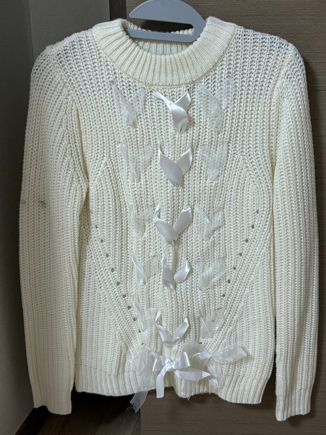 베이비베어 빈티지/ 달천깔 아이보리 리본 아일렛 커스텀 니트 상품이미지1