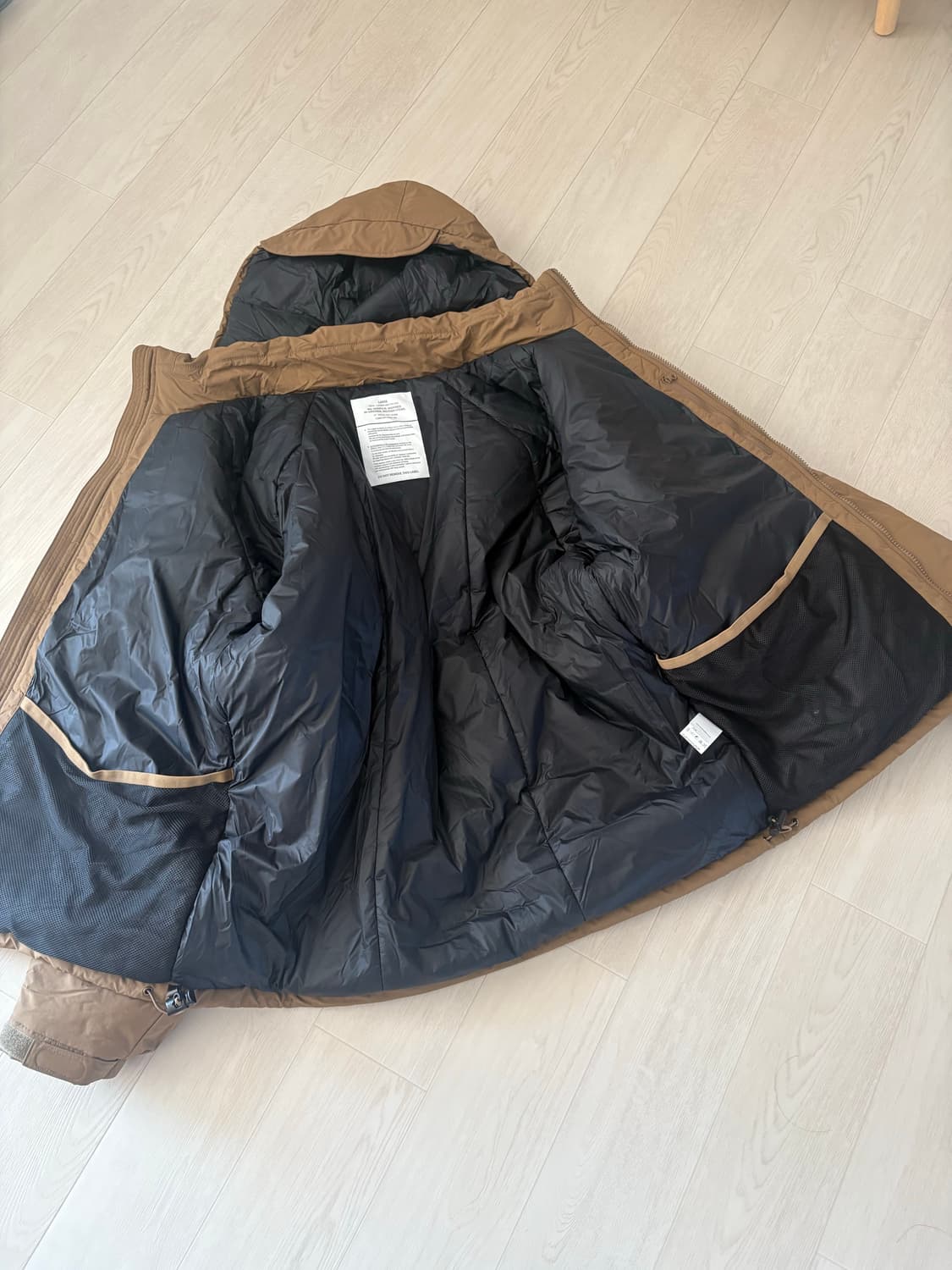 아웃스탠딩 프리마로프트 패딩 상품이미지4