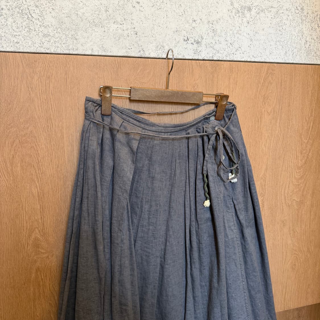 빈티지 롱 스커트 허리 타이 스트랩 디테일 A라인 그레이 상품이미지3