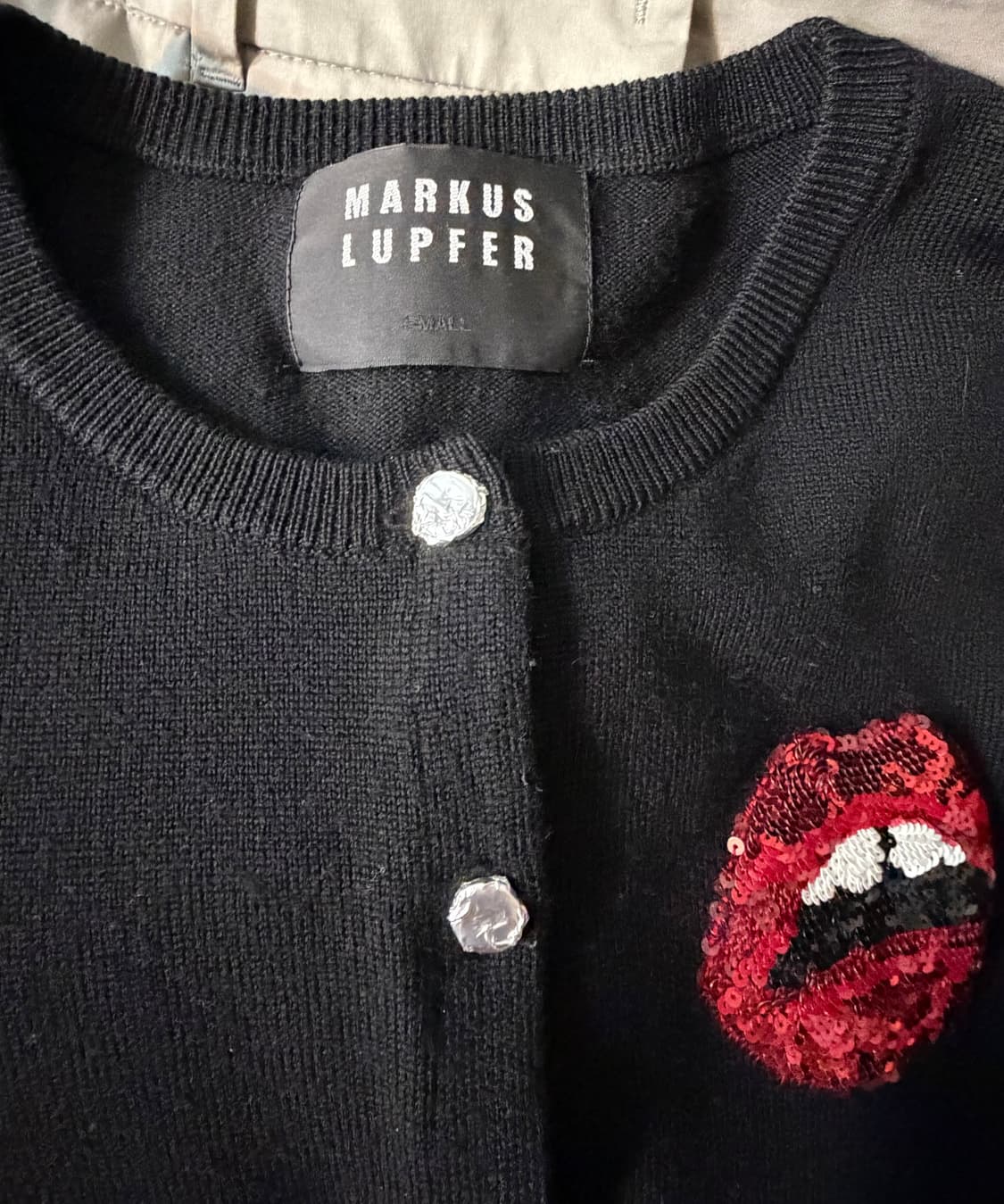 마커스 루퍼 블랙 입술 가디건 S 상품이미지4