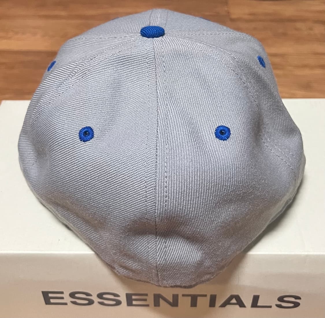 뉴에라 x rvca 7 1/2 상품이미지2