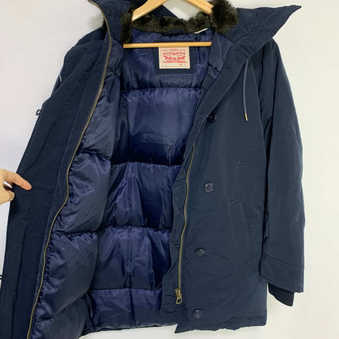 리바이스 덕다운 사선 버튼 후드 패딩코트 네이비 퍼 안감 남성 S 상품이미지8