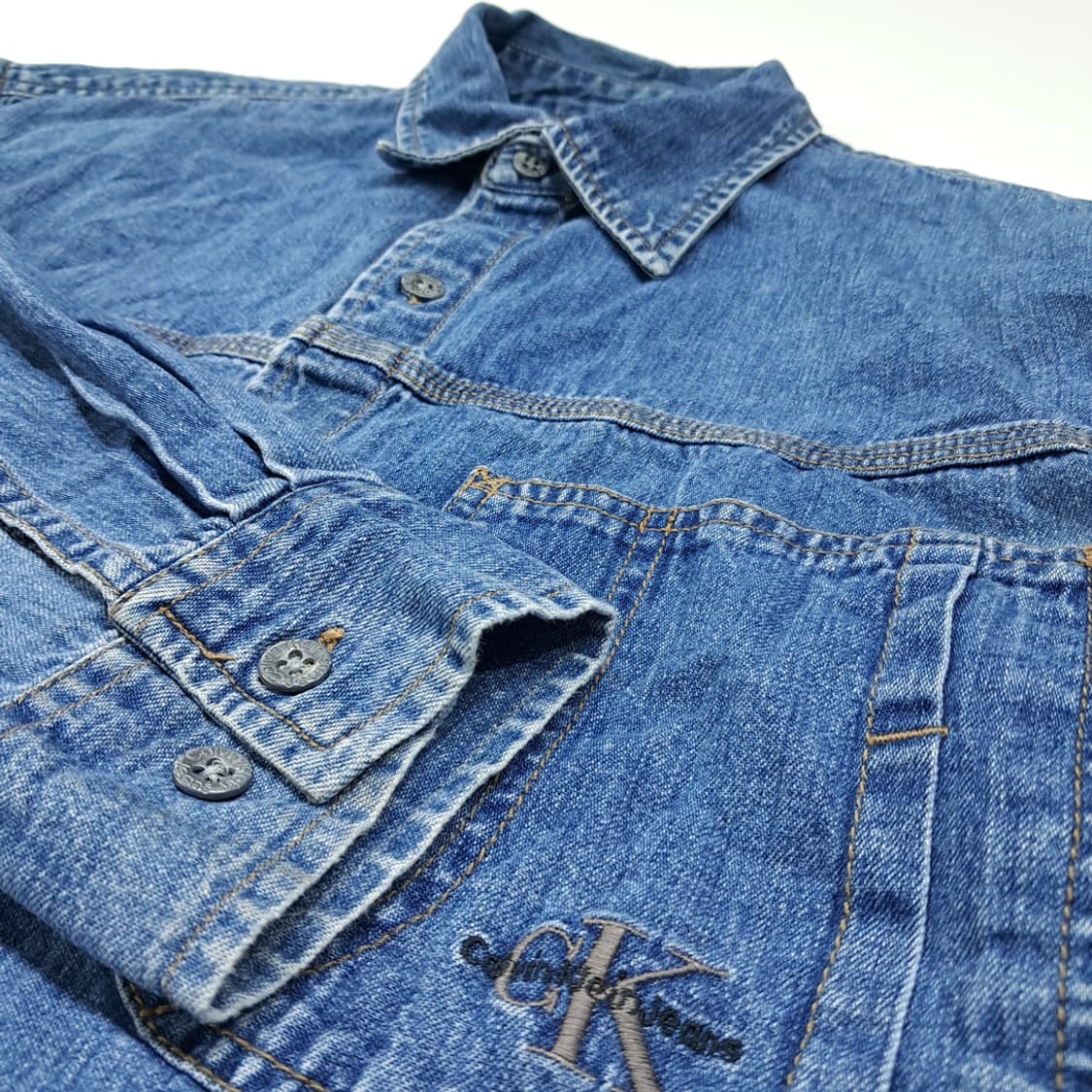 CL394 L 캘빈클라인 90s 홍콩판 코튼 미디엄블루 데님셔츠 남방 상품이미지4