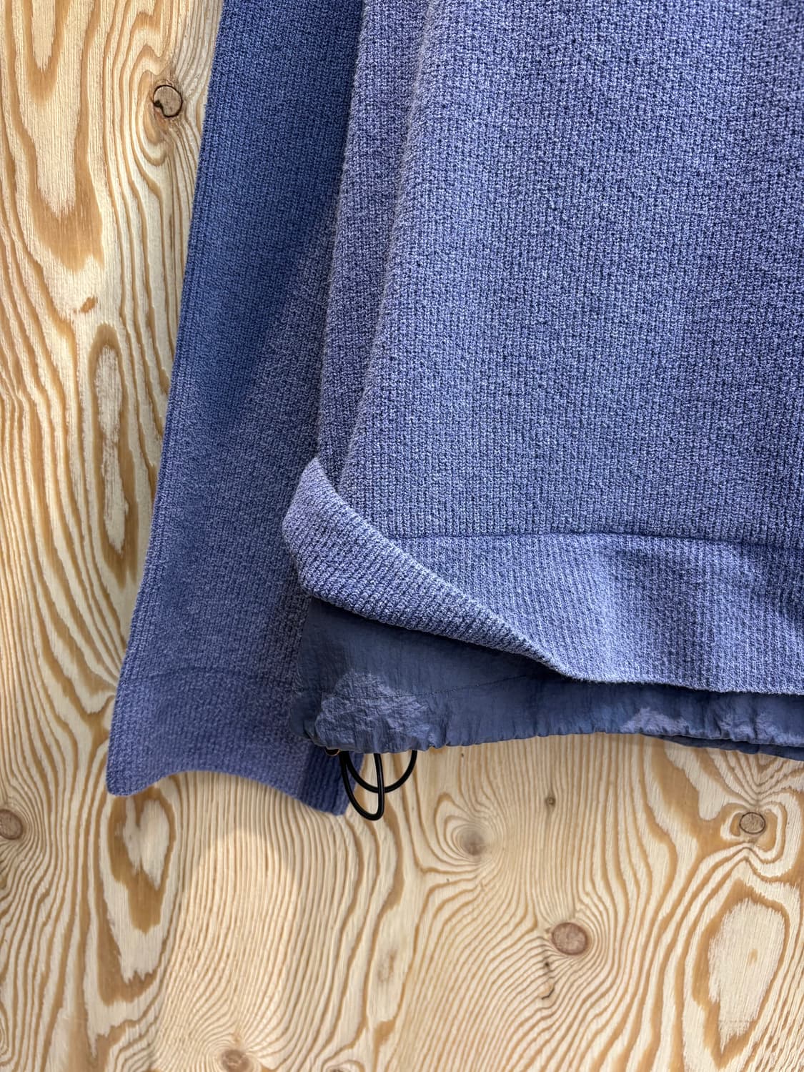 준지 JC3151P51S 나일론 배색 포켓 디테일 니트 상품이미지3