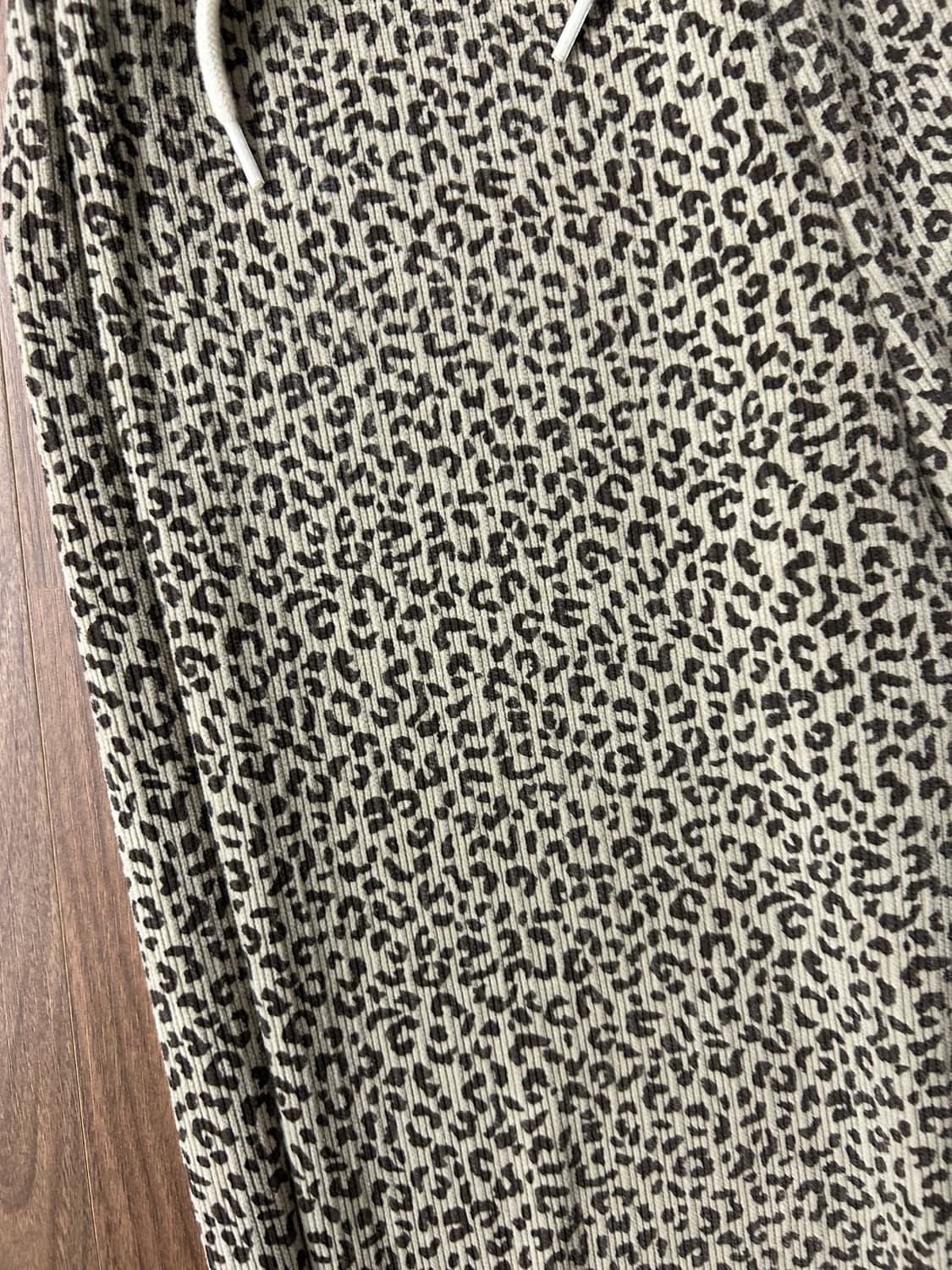 블랙업 호피부츠컷 팬츠 상품이미지4