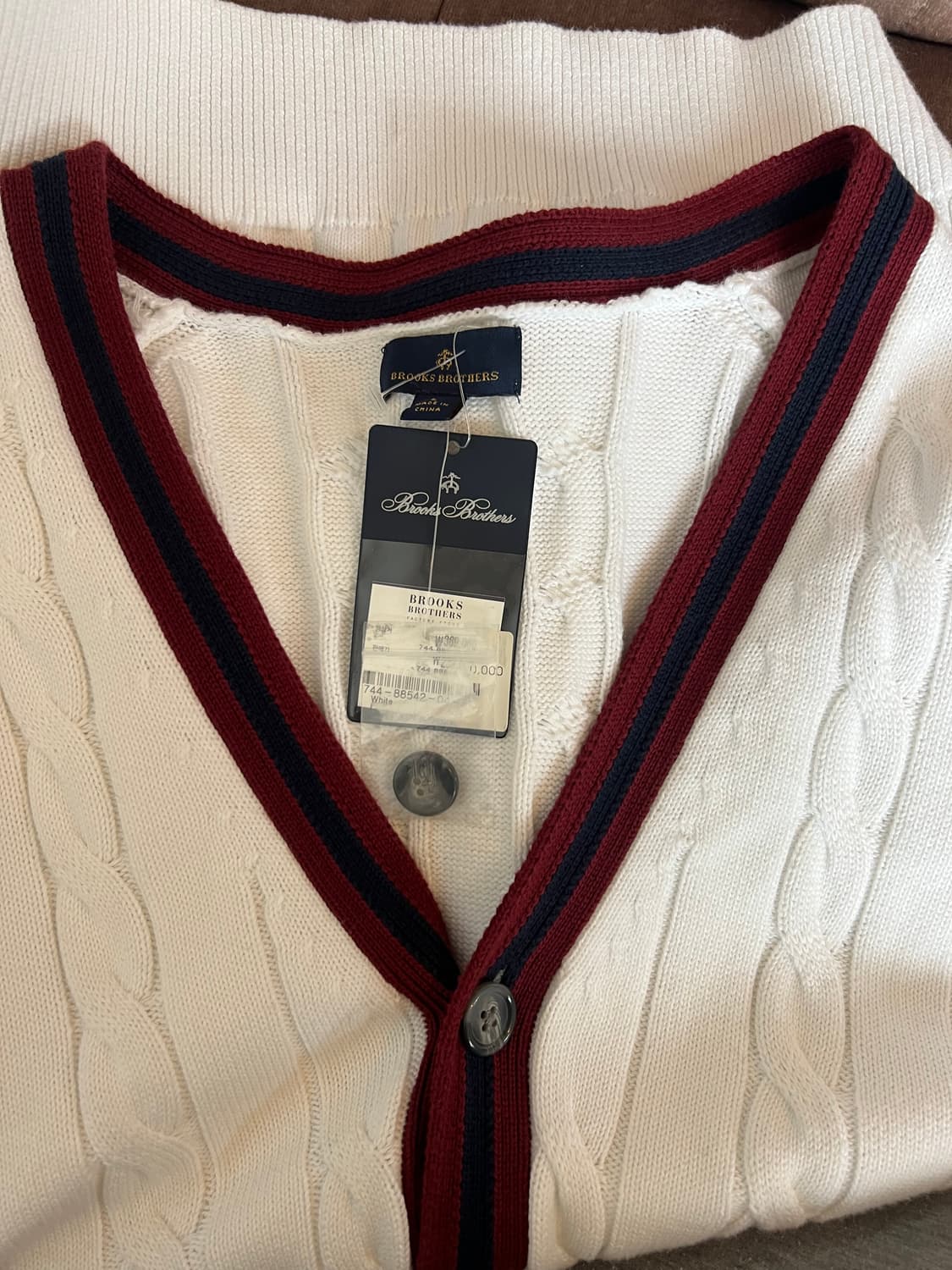 새상품) 브룩스브라더스 남성 아이보리 케이블브이넥가디건  상품이미지3