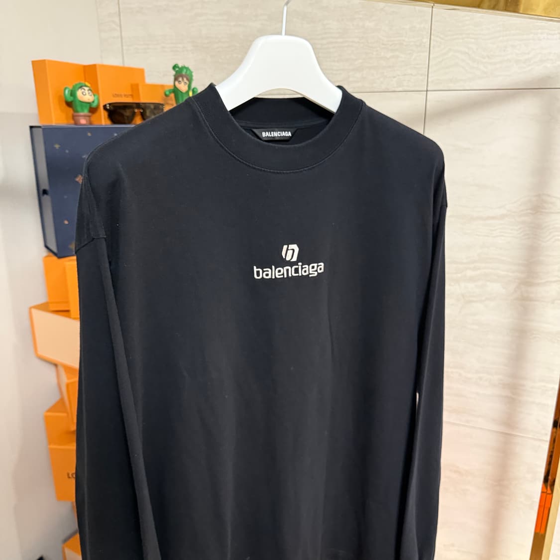[L사이즈]발랜시아가 아이콘 B로고 롱슬리브 맨투맨 상품이미지2
