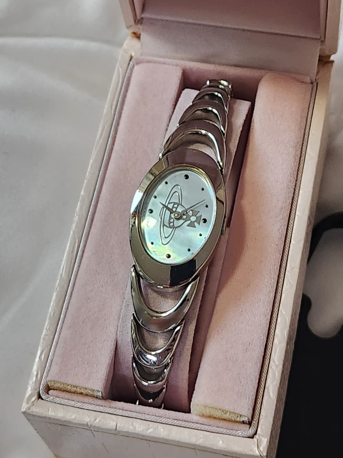 비비안웨스트우드 빈티지 아머 시계 상품이미지3