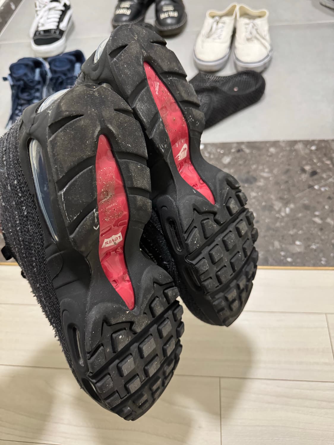 (280) 나이키 리바이스 맥스95 올블랙 상품이미지4