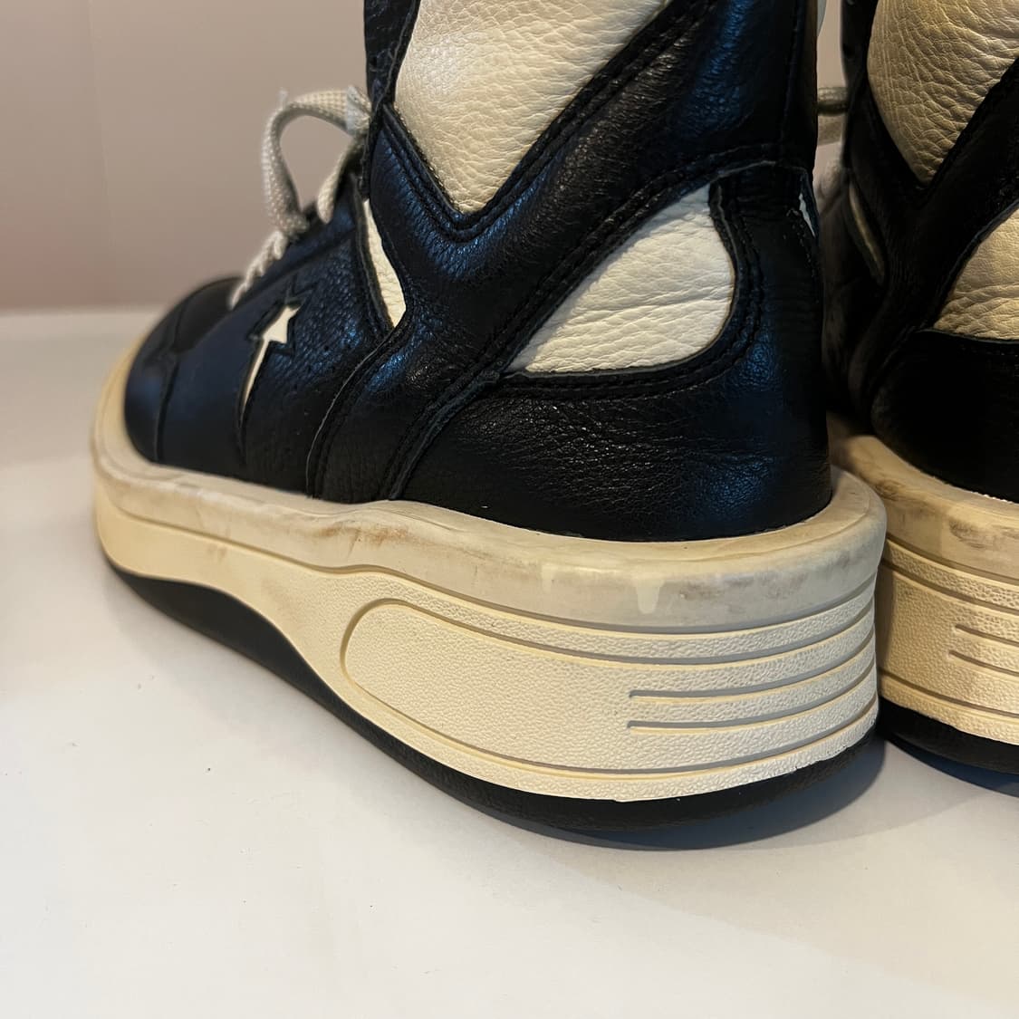 컨버스 x 릭 오웬스 다크쉐도우 터보웨폰 블랙 크림 상품이미지4