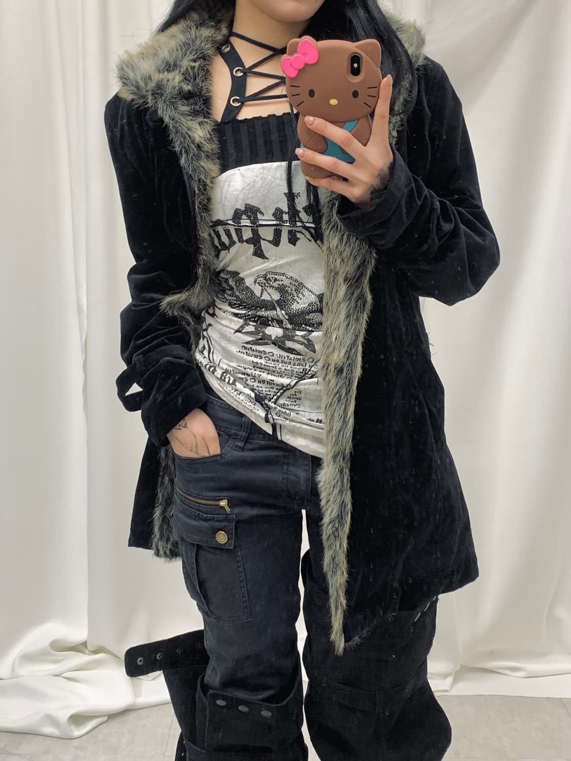 Velvet High-Neck Coat 상품이미지1