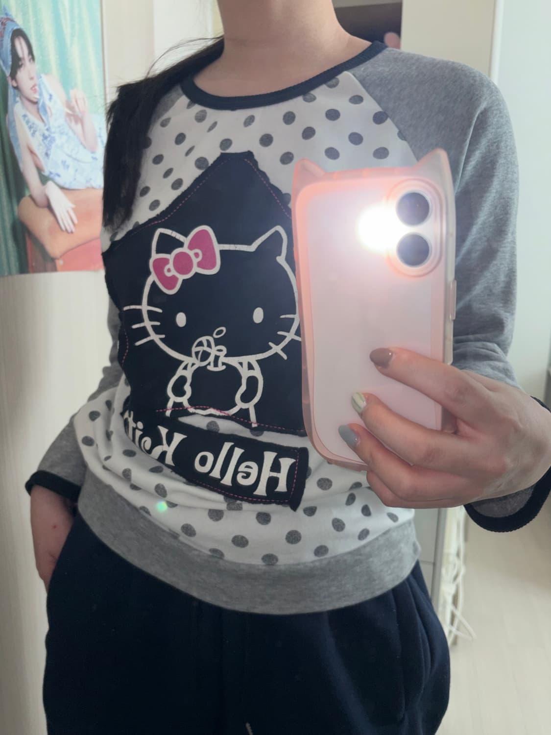 헬로키티 도트 맨투맨 티 상품이미지1