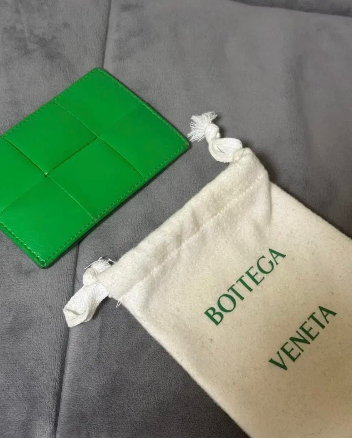 급처) 보테가 베네타 카드지갑 그린 페러킷 상품이미지2