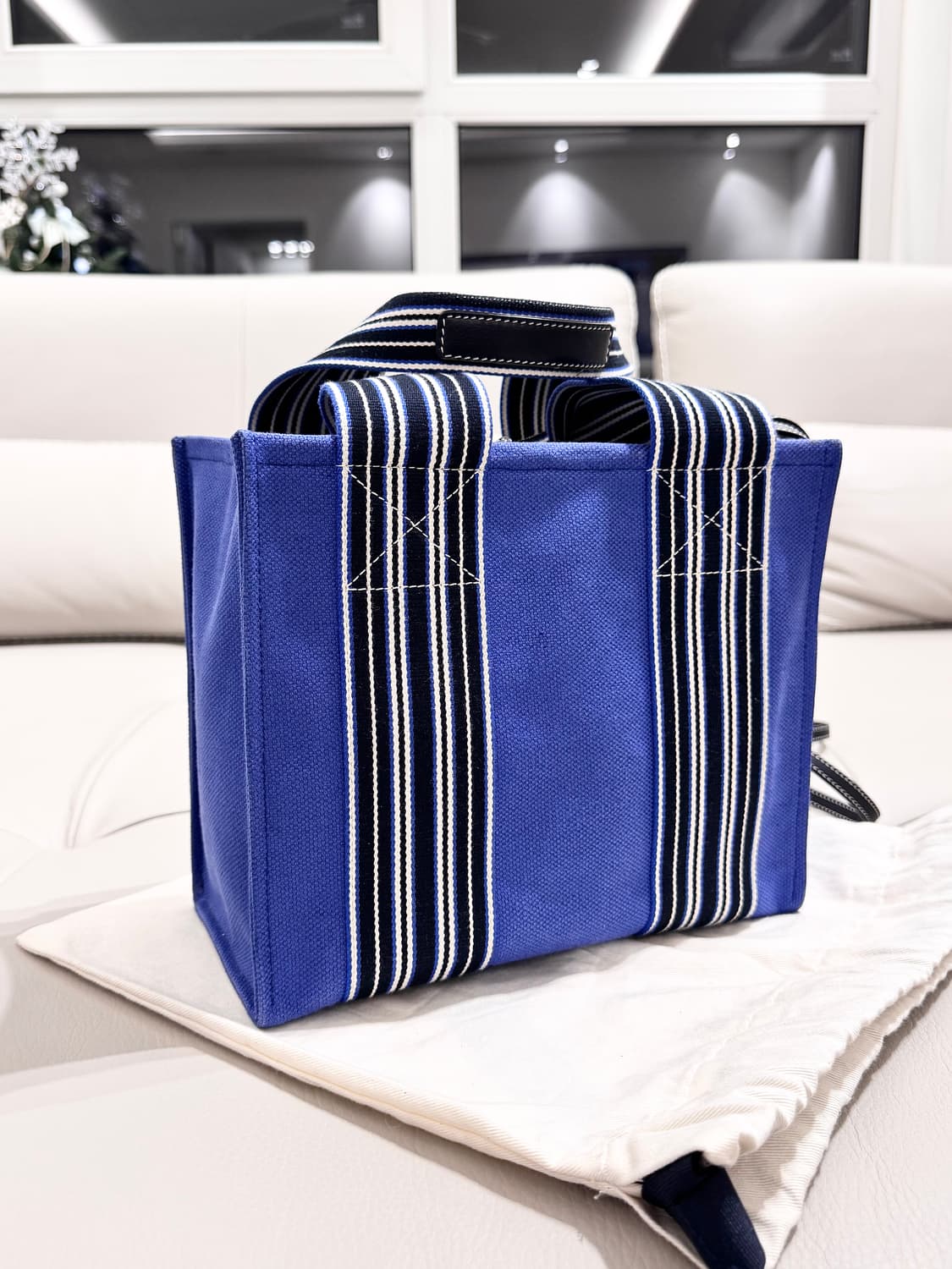 로로피아나 수트케이스 스트라이프 미니 상품이미지3