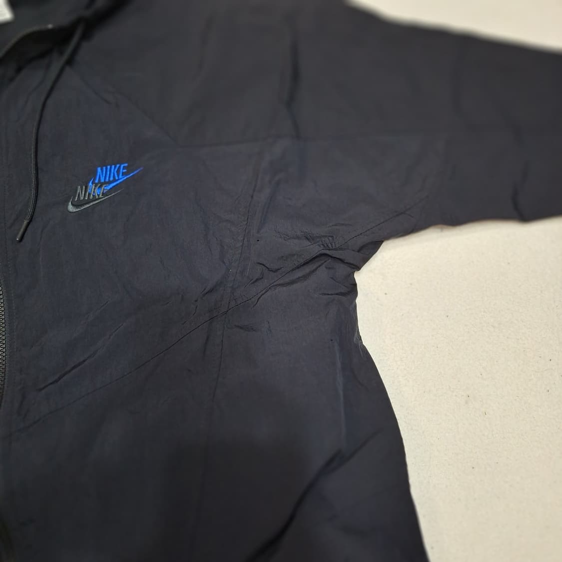 나이키  빅로고 바람막이M 상품이미지6