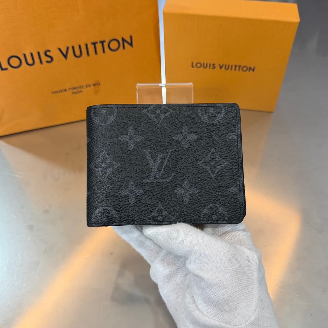 [리오브] 루이비통 이클립스 모노그램 멀티플 반지갑 상품이미지2