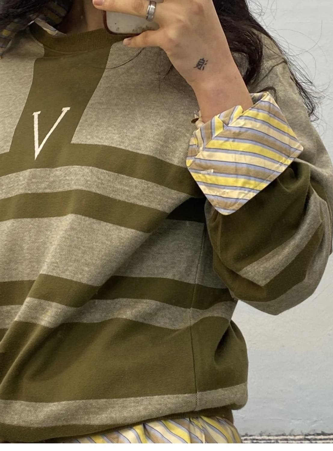 [8823]Valentino Garavani sweatshirt 상품이미지1