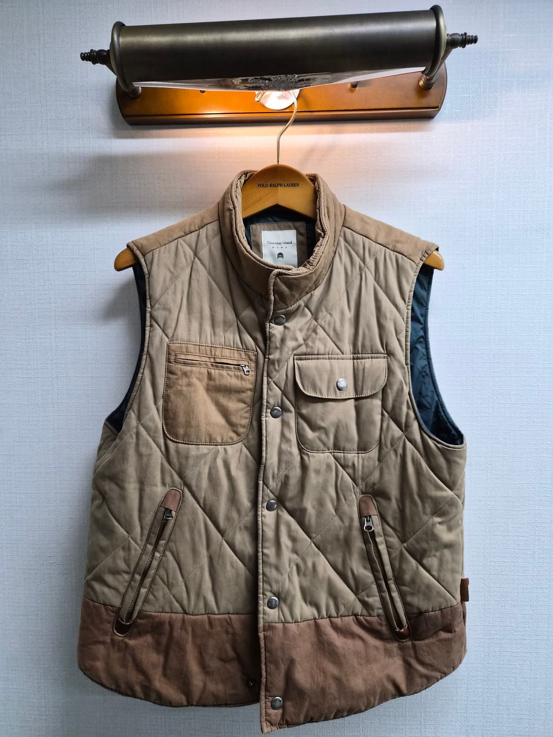 XL/105) 썰스데이 아일랜드 퀼팅 베스트 팝니다 상품이미지1