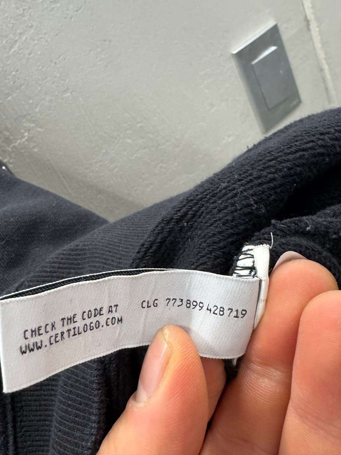 CP 컴퍼니 맨투맨 블랙 상품이미지6