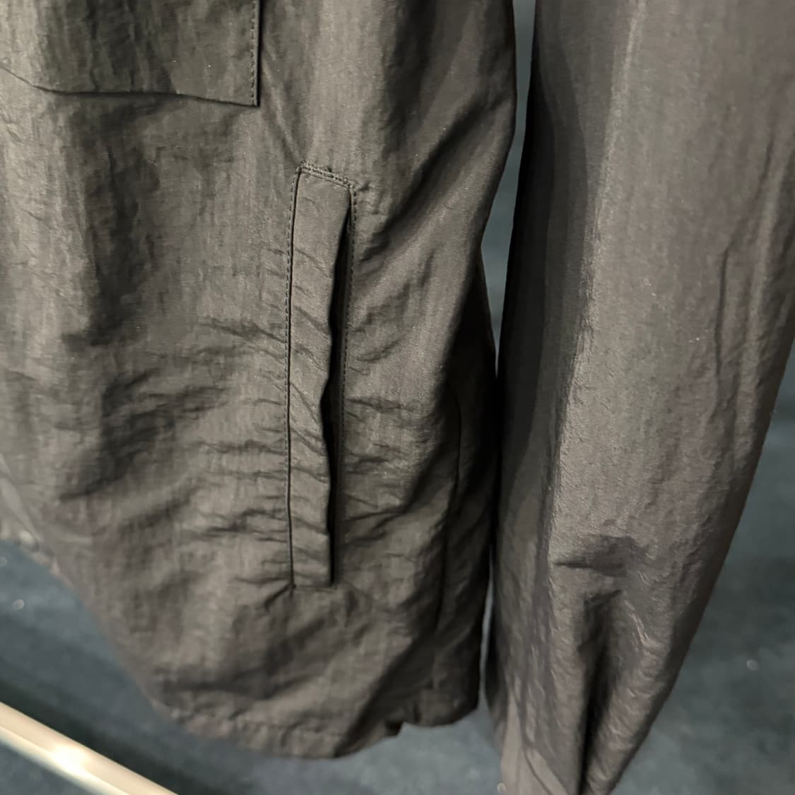 [M] GUESS 게스 나일론 셔츠 자켓 상품이미지5