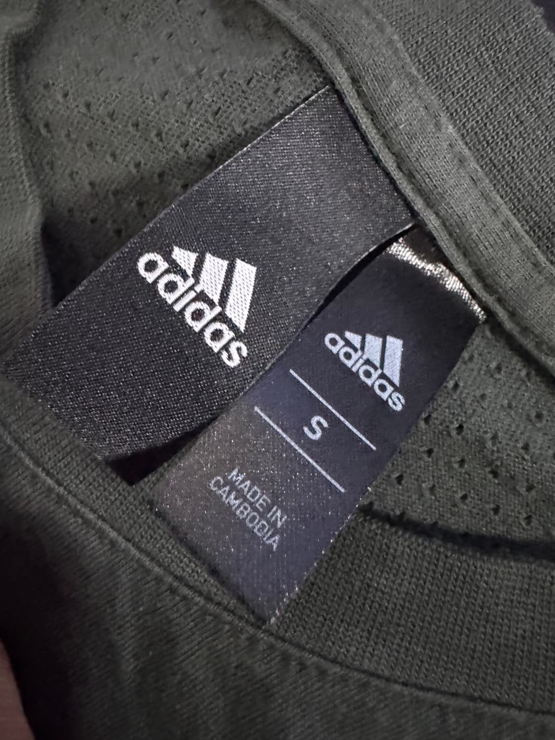 여성 아디다스 뒷 메쉬 소재 기능성 반팔 티셔츠 S 카키 상품이미지4