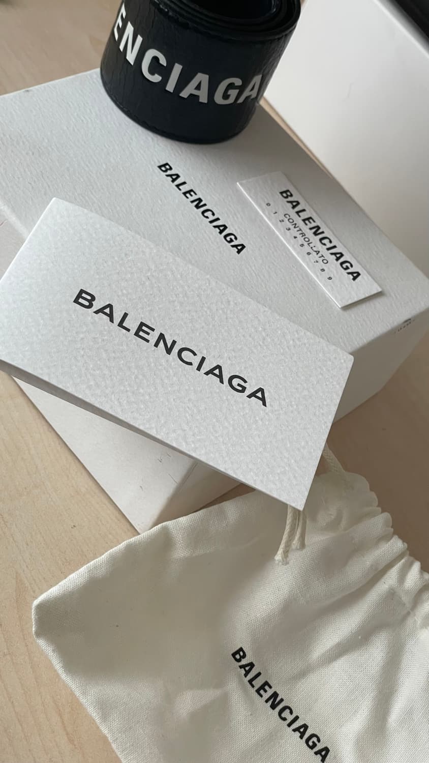 발렌시아가 사이클 팔찌 상품이미지2