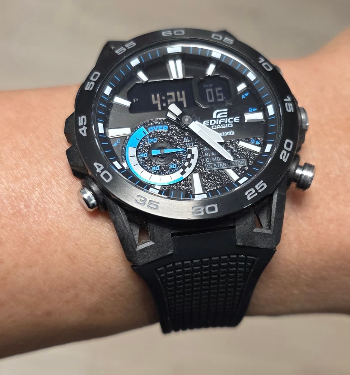 카시오 CASIO 에디피스 ECB-40DB-1ADF 블루투스 시계 상품이미지5