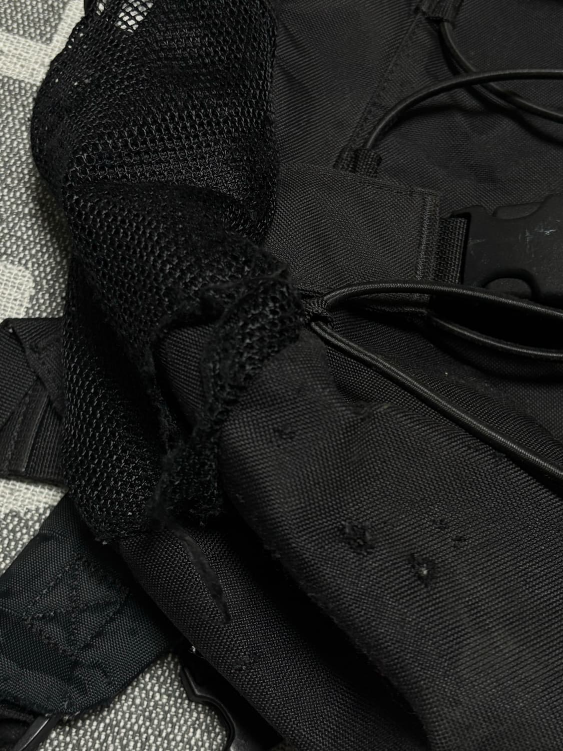 칼하트 WIP 킥플립 백팩 상품이미지2