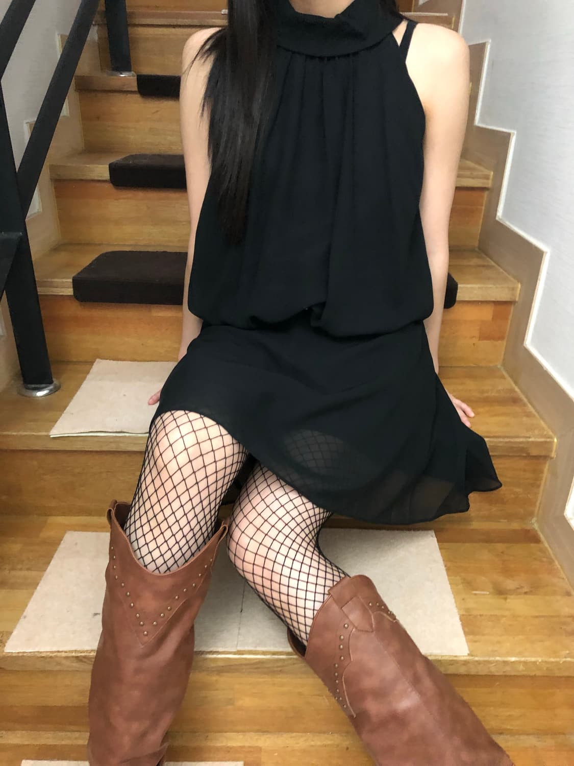 빈티지 블랙 홀터넥 원피스 상품이미지3