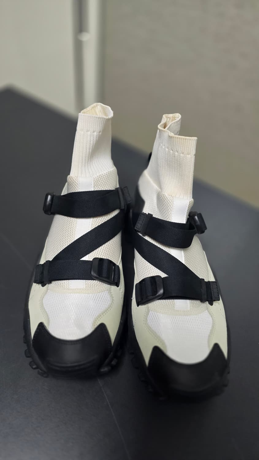 Adidas hyke 상품이미지1