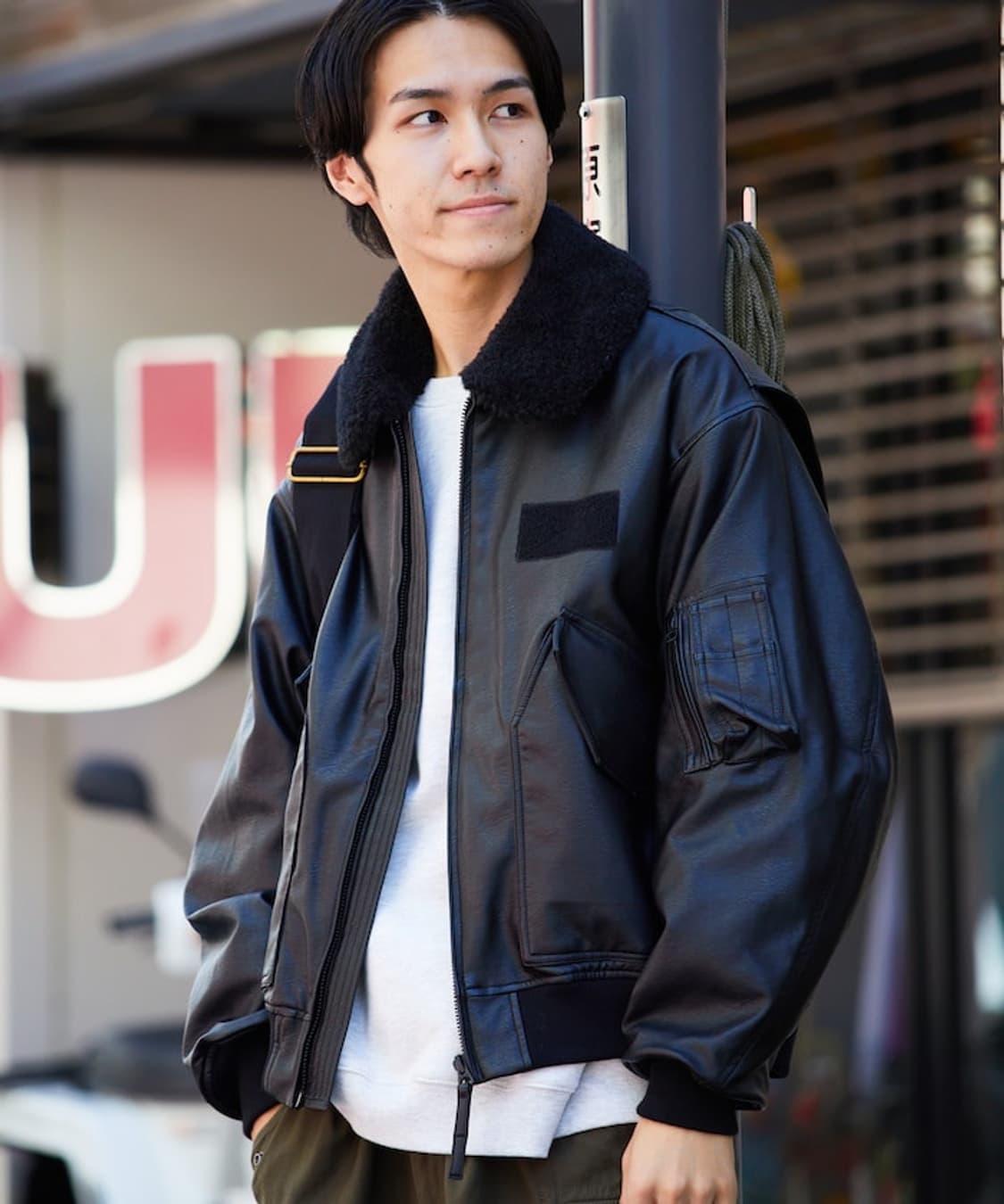 프릭스스토어 플라이트자켓 상품이미지1