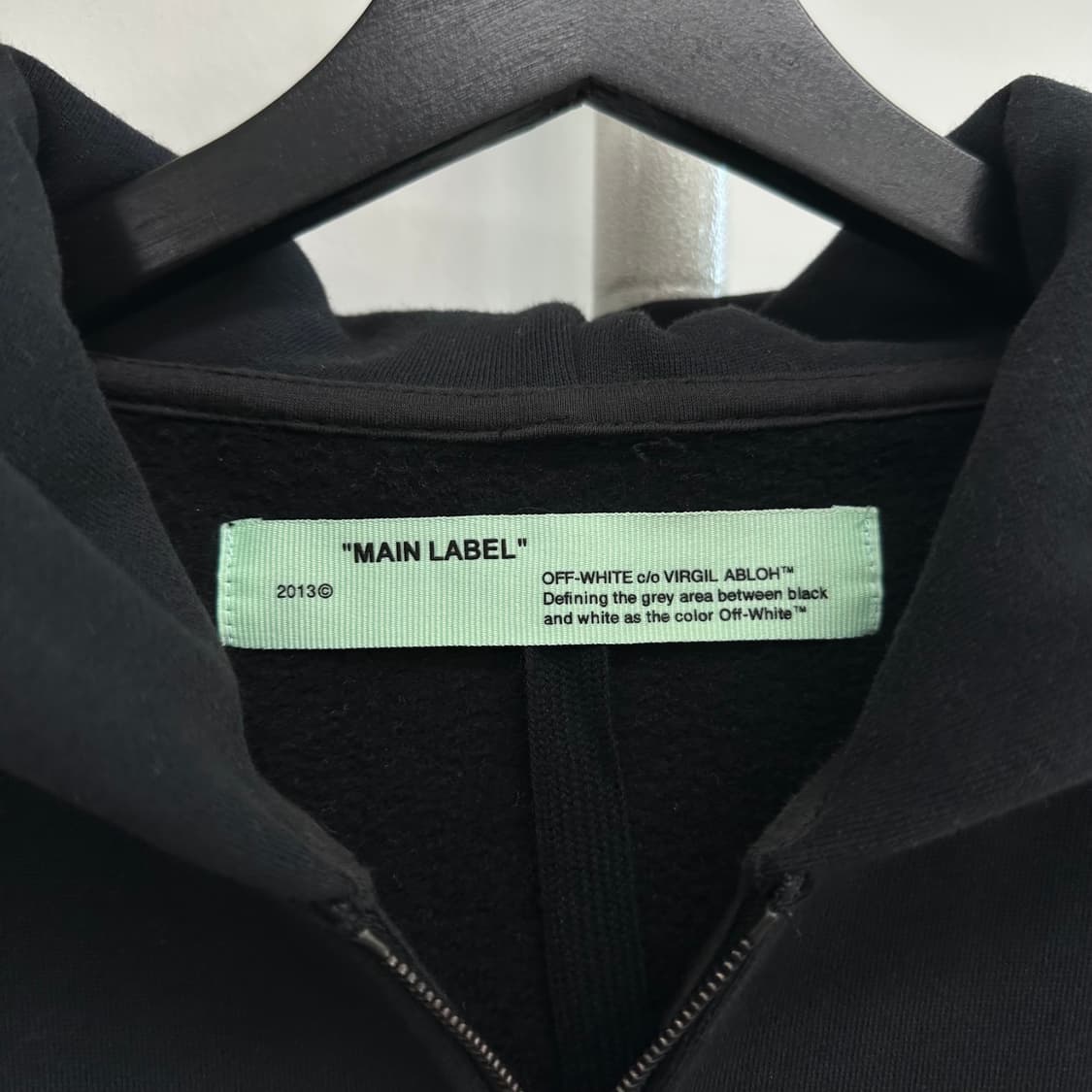 오프화이트 그라데이션 애로우 후드 집업 상품이미지5