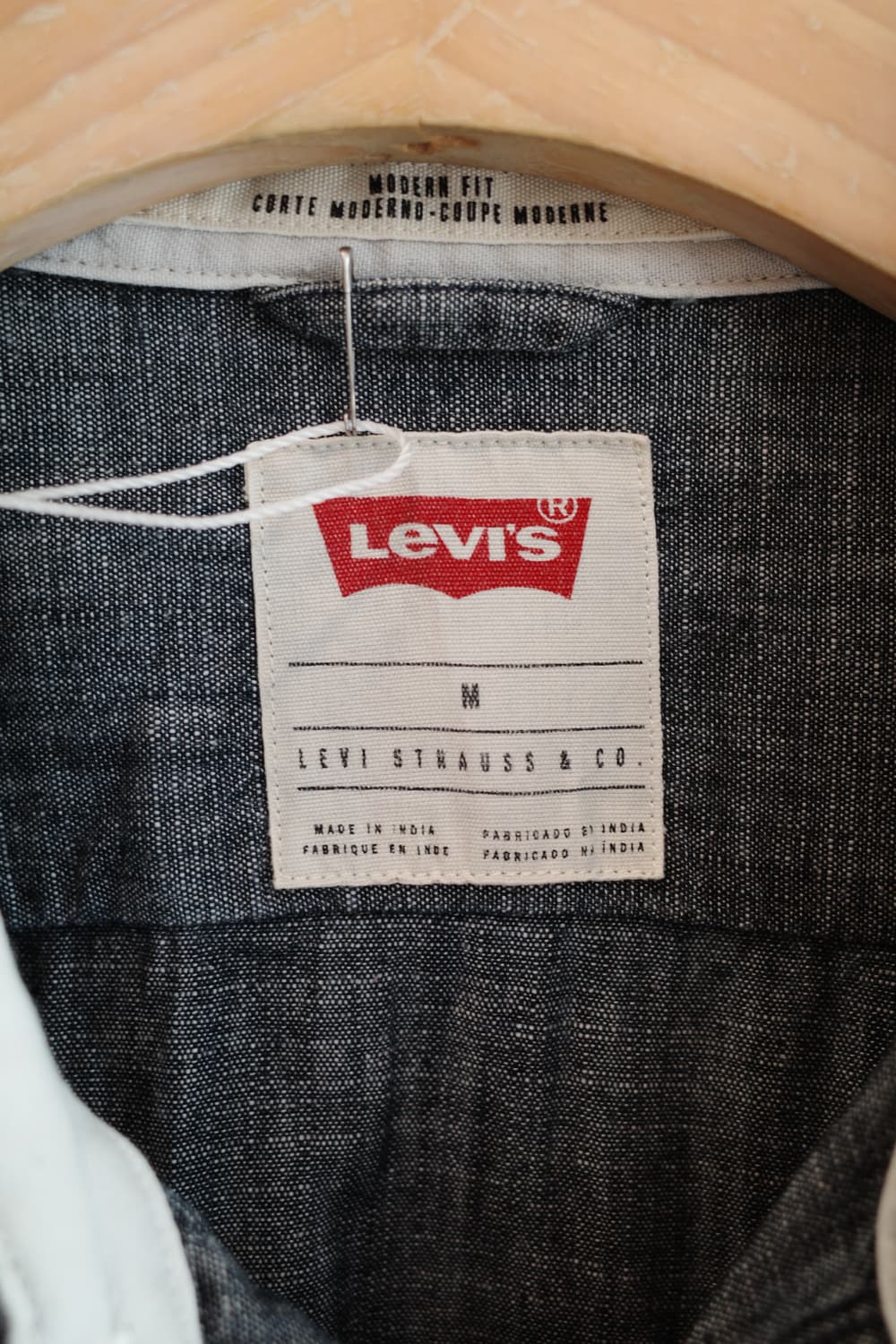 Levis 리바이스 샴브레이 원단 투포켓 셔츠 상품이미지3